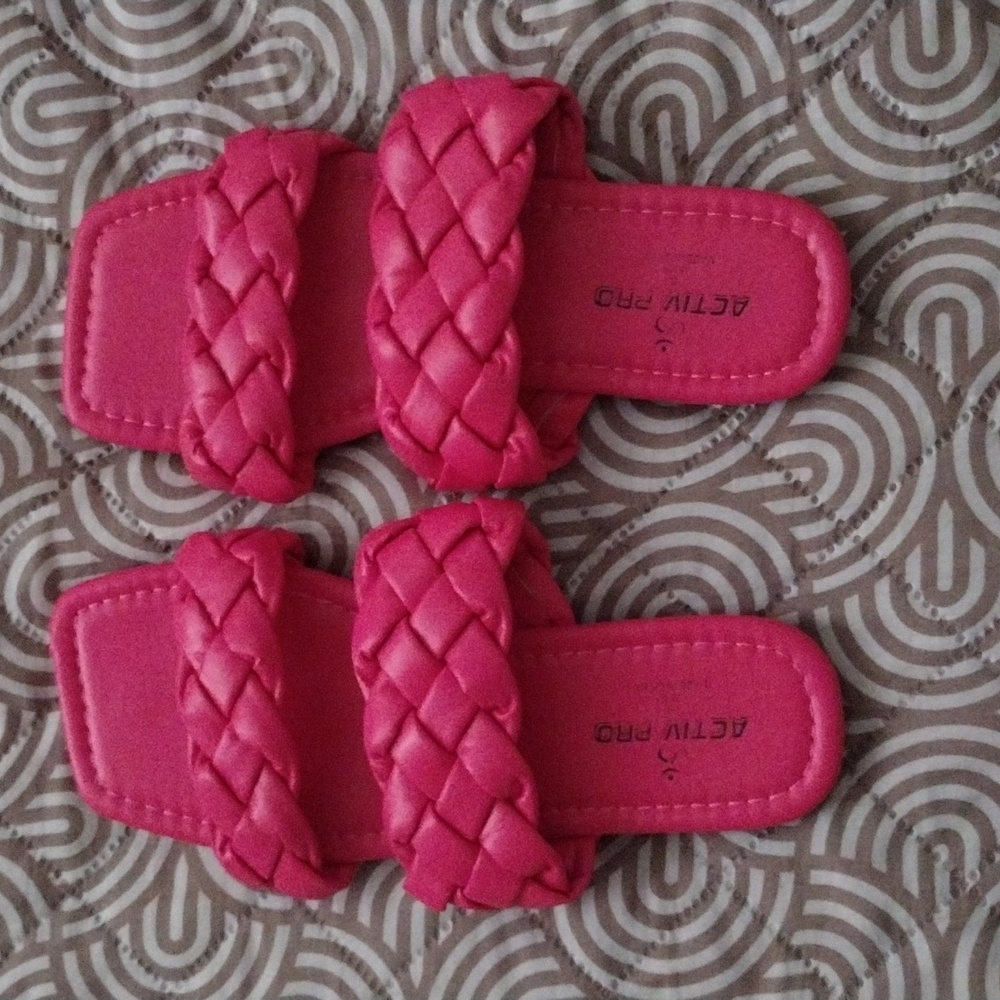 Women's sandals